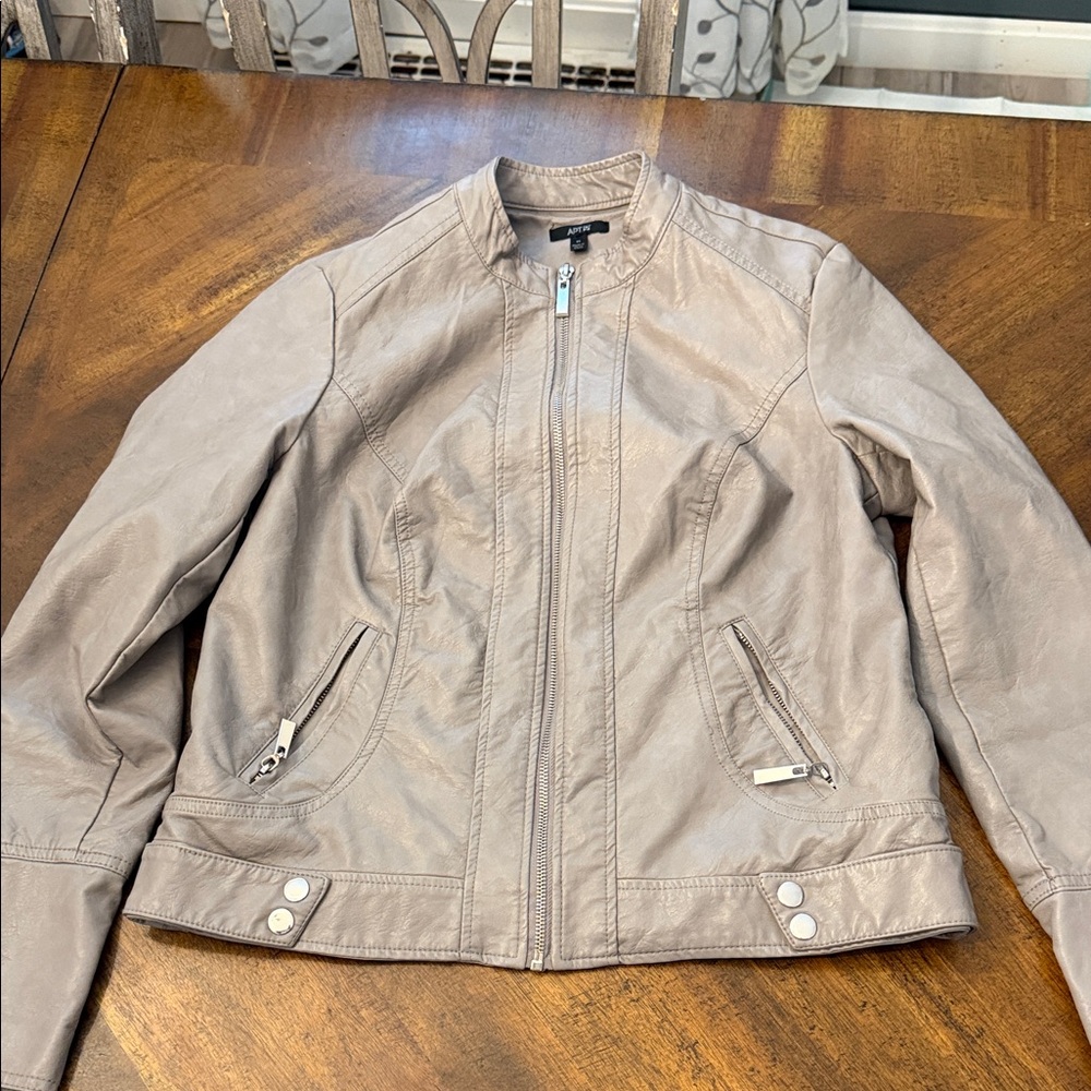 Apt. 9 Women's Light Brown Leather Jacket